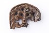 Avarsko-slovanské bronzové opaskové kování z 8. století